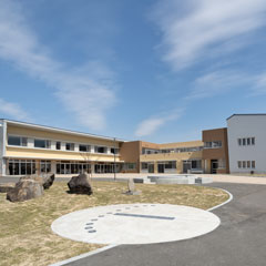 亀山市立 川崎小学校